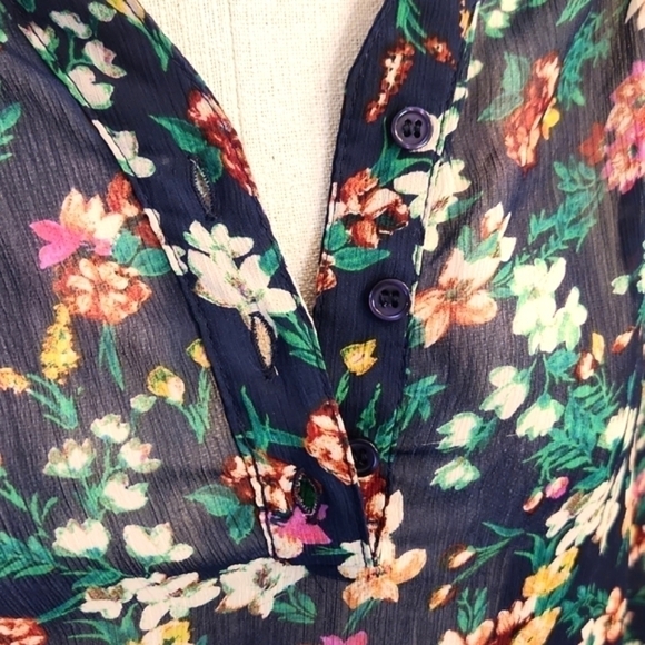 Womens Mossimo navy floral sheer long sleeve top size Small. - Picture 3 of 16